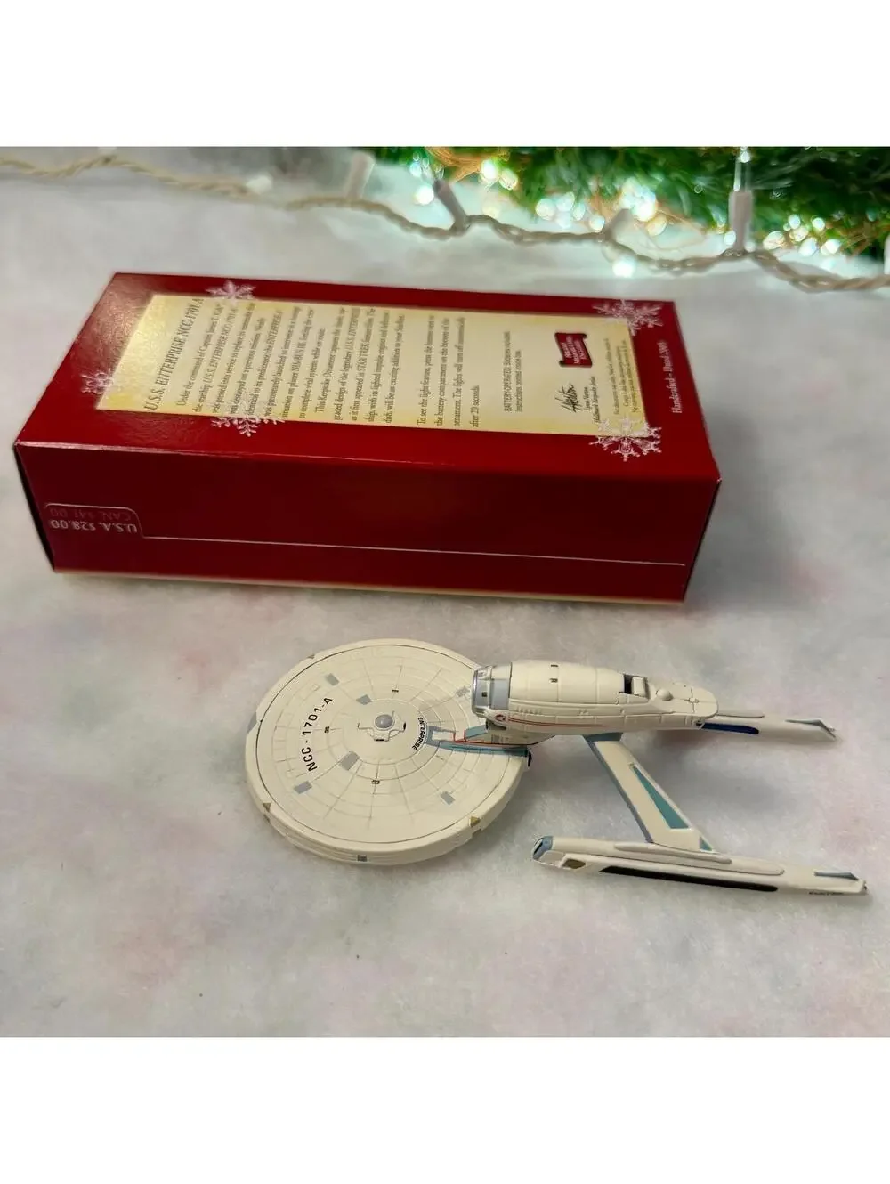 USS Enterprise NCC-1701-A - Star Trek - Magic Light Hallmark Keepsake Ornament